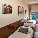 Апартаменты Penthouse With A Dream Sea View In